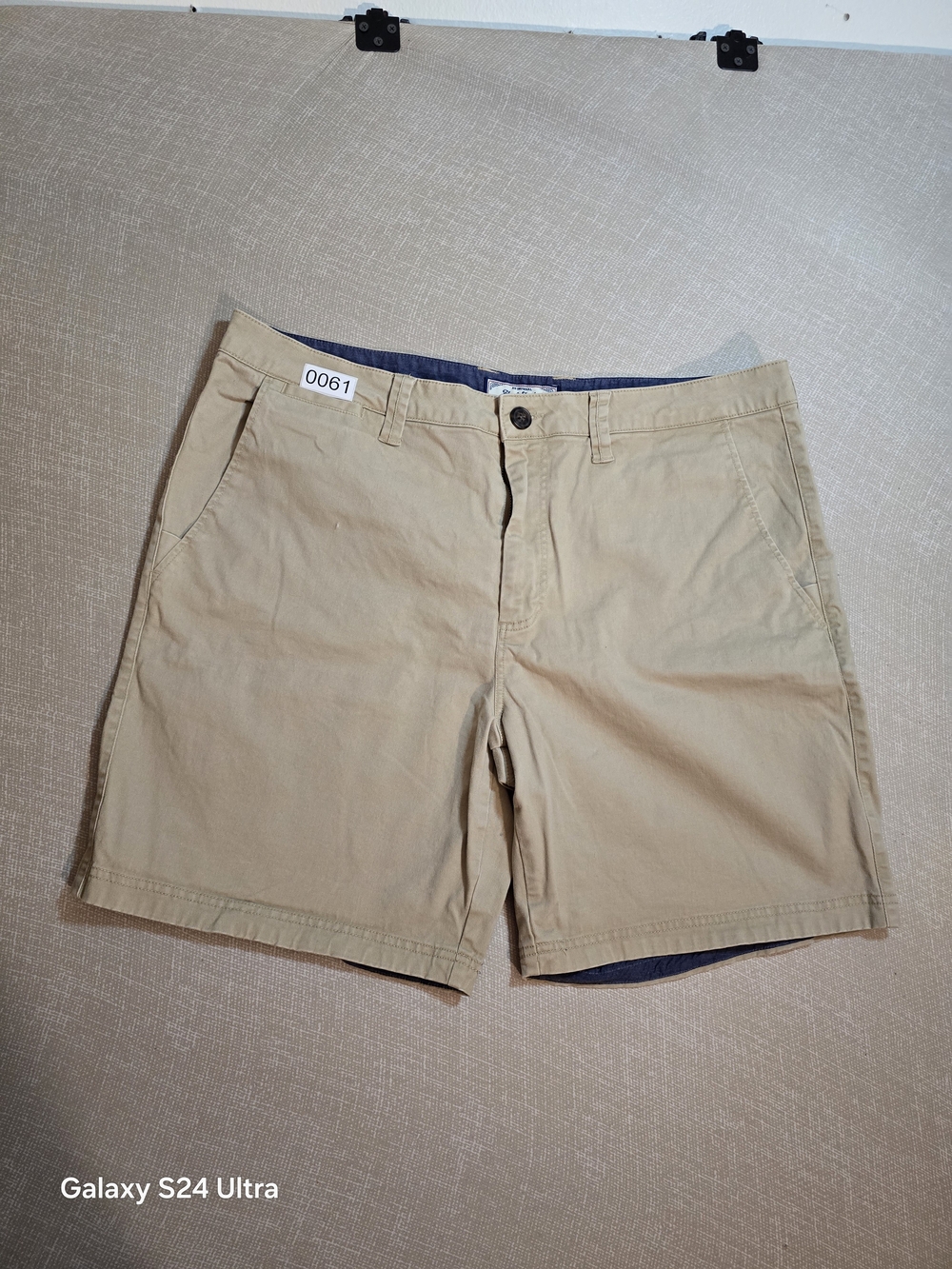 Flag And Anthem Men’s khaki Flat Front Stretch Cotton Shorts Sz 36